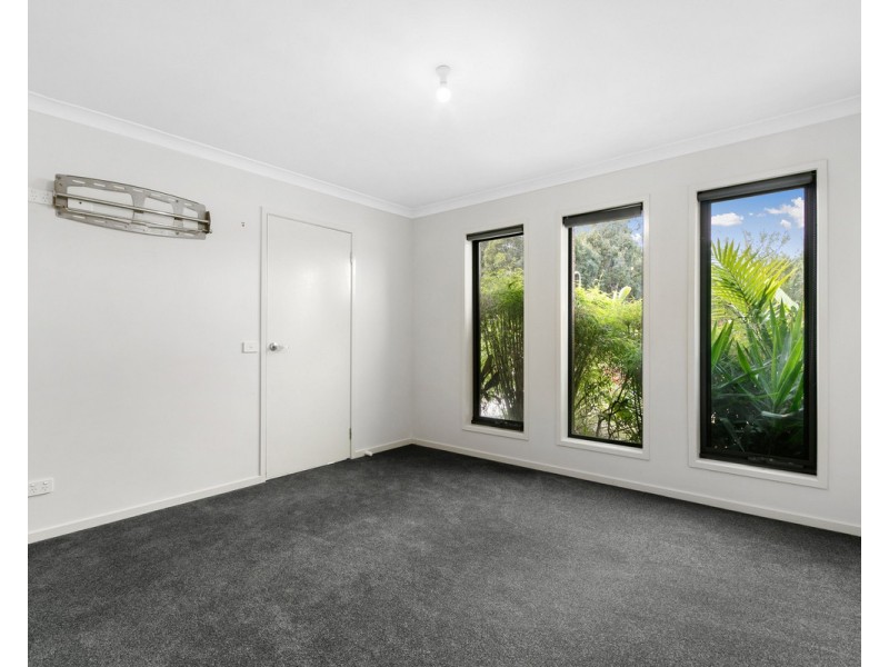 2 Neilson Court, Stratford VIC 3862