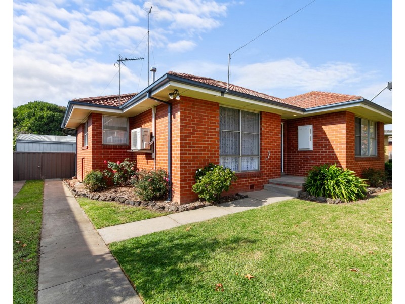 16 Christie Court, Sale VIC 3850