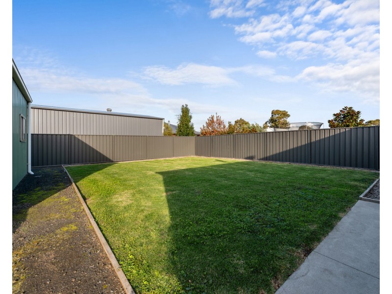 23 Mitchell Road, Stratford VIC 3862