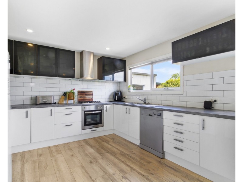 22 Wirra Mirra Drive, Wurruk VIC 3850