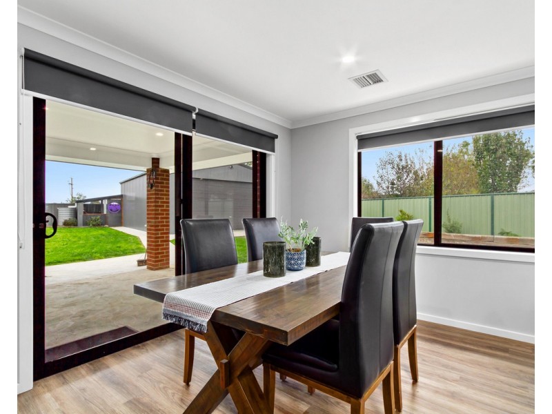 84 Blackburn Street, Stratford VIC 3862