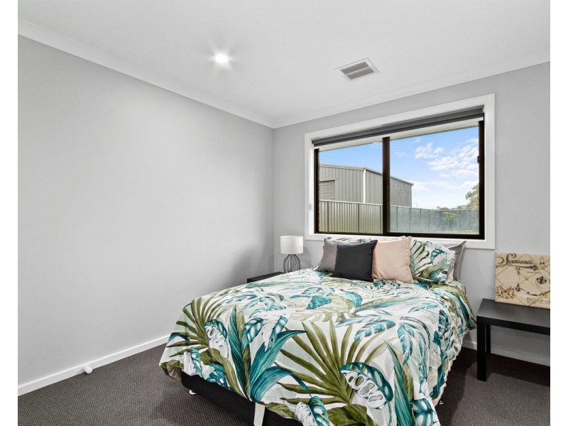 84 Blackburn Street, Stratford VIC 3862