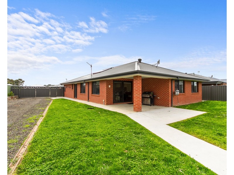 84 Blackburn Street, Stratford VIC 3862