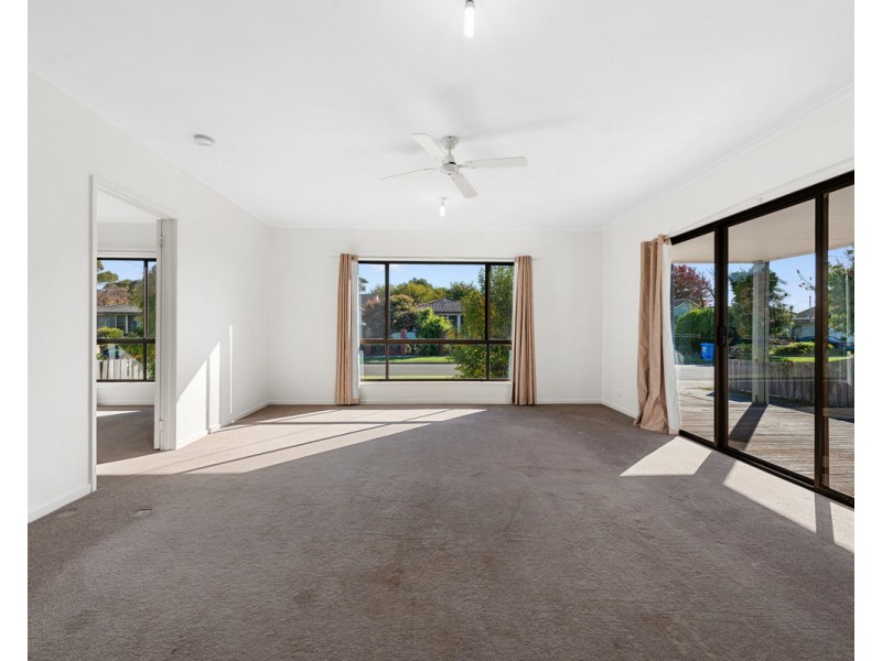 4 Cartledge Way, Sale VIC 3850