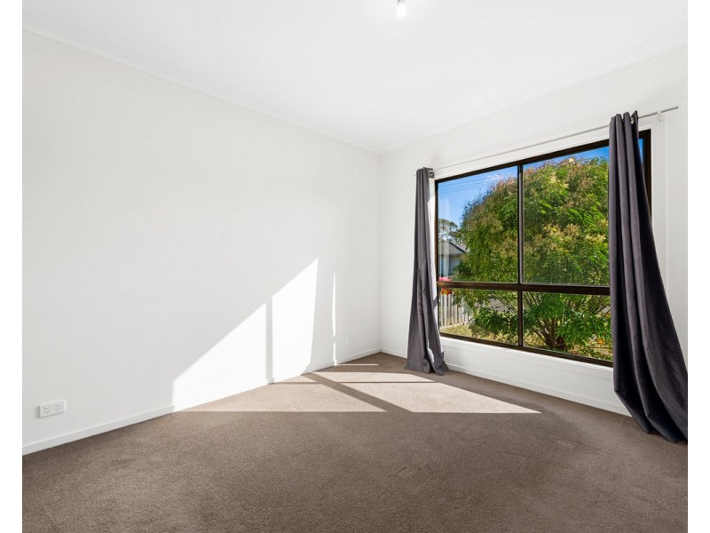 4 Cartledge Way, Sale VIC 3850