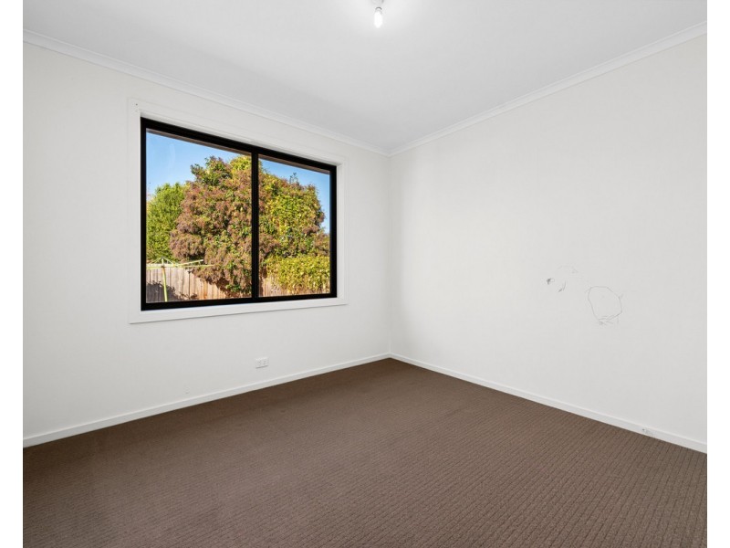 4 Cartledge Way, Sale VIC 3850