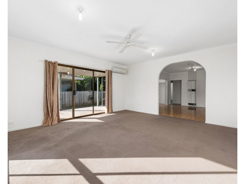 4 Cartledge Way, Sale VIC 3850