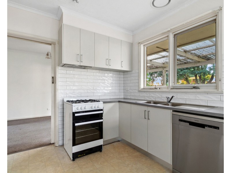 33 Hutchison Street, Sale VIC 3850