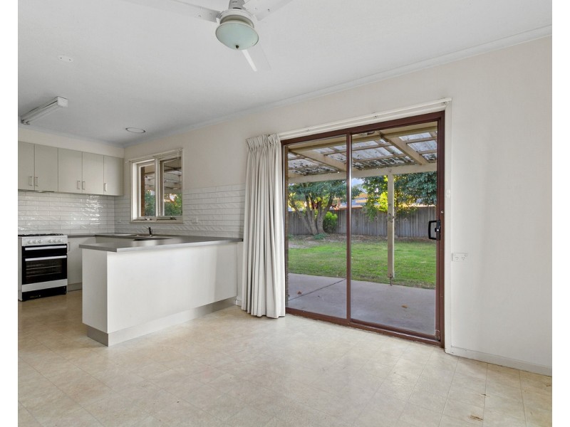 33 Hutchison Street, Sale VIC 3850