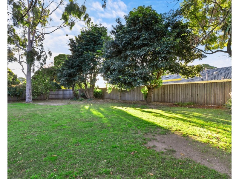33 Hutchison Street, Sale VIC 3850