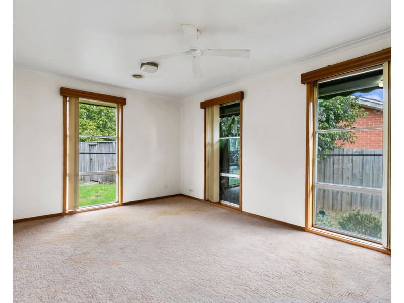 32 Jackson Avenue, Sale VIC 3850