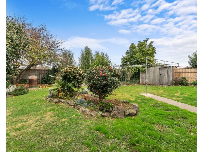 32 Jackson Avenue, Sale VIC 3850