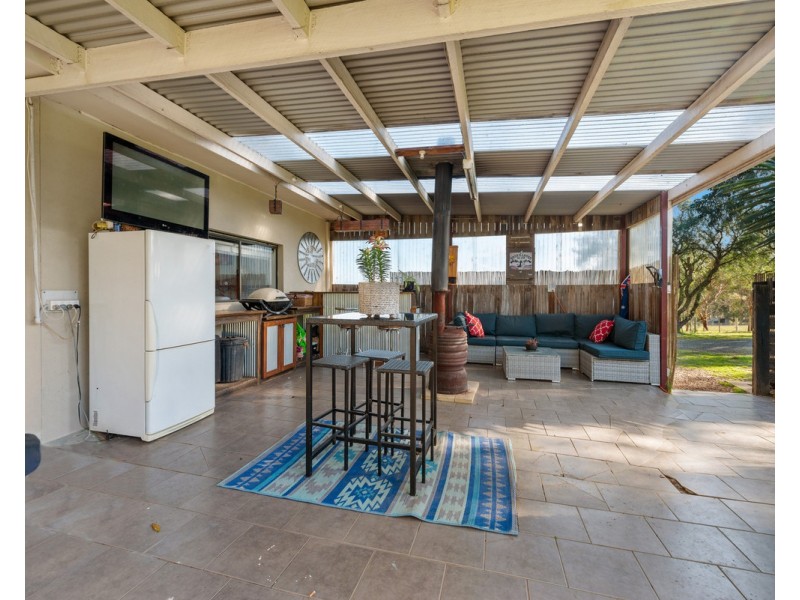 37 Sandhill Road, Stratford VIC 3862