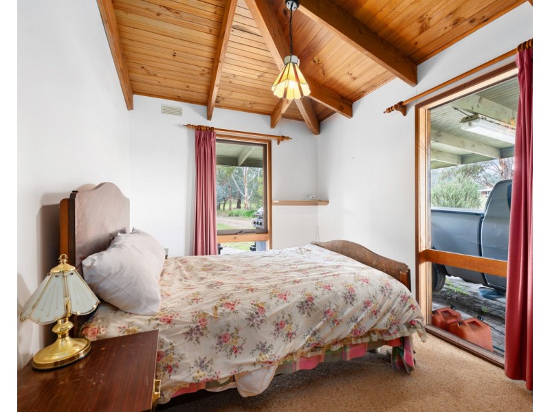 68 Gooch Road, Stratford VIC 3862