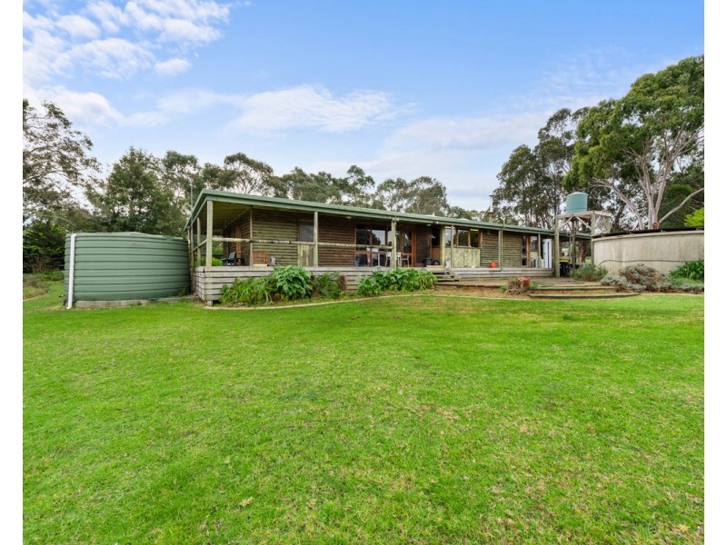 68 Gooch Road, Stratford VIC 3862
