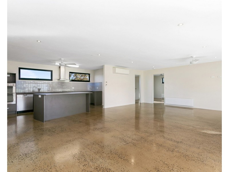 81 Killeen Street, Stratford VIC 3862