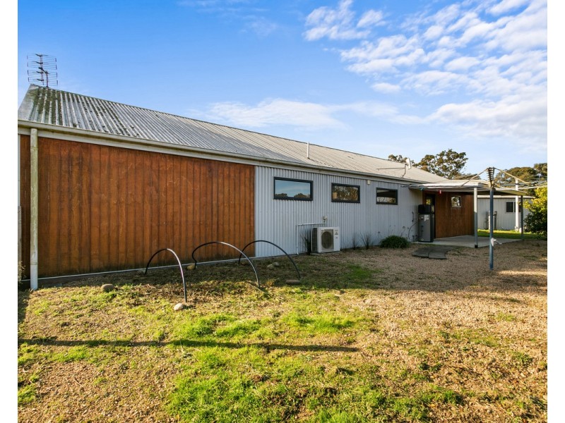 81 Killeen Street, Stratford VIC 3862