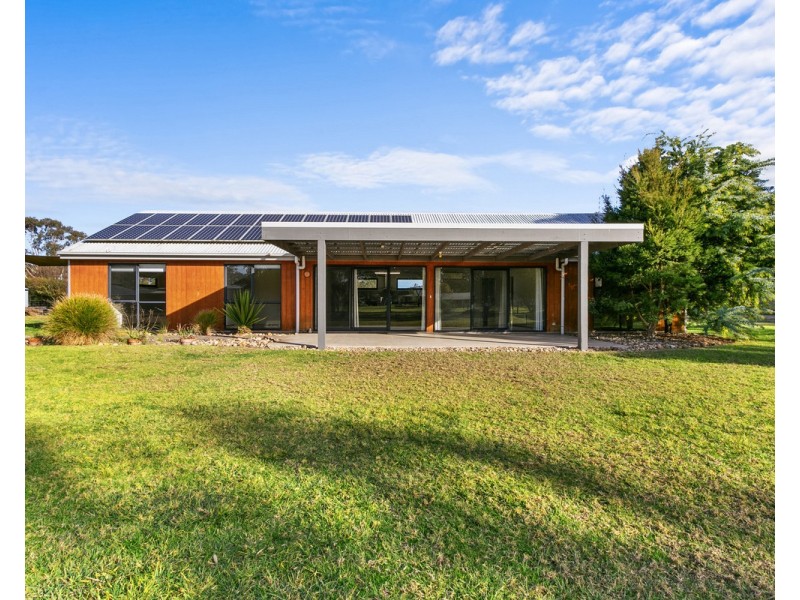 81 Killeen Street, Stratford VIC 3862