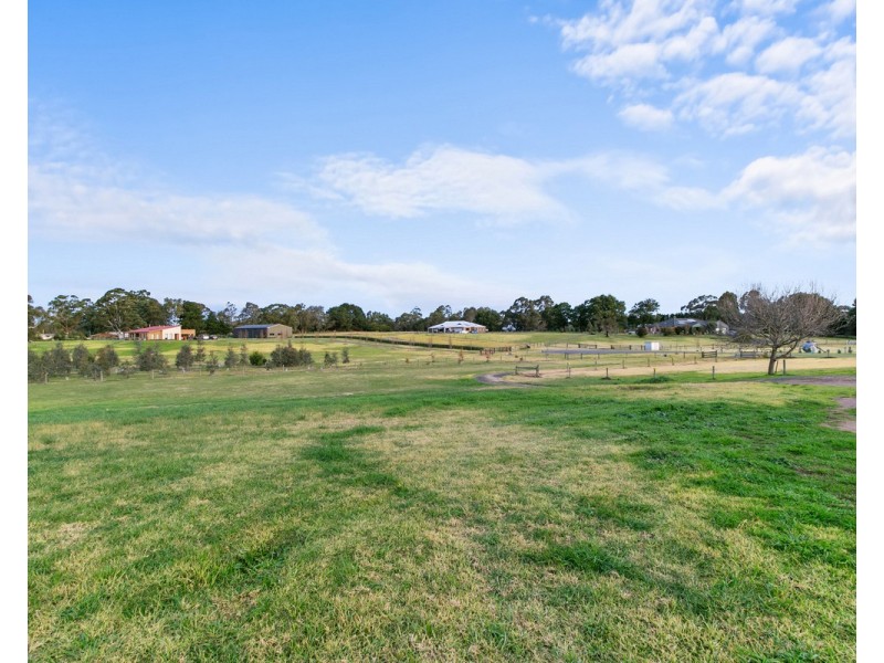 19 Cashmere Close, Wurruk VIC 3850