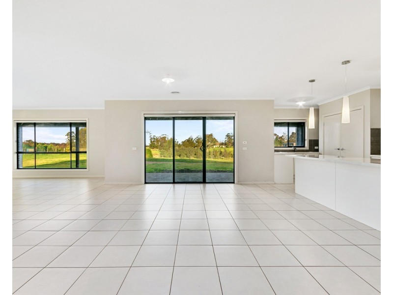 19 Cashmere Close, Wurruk VIC 3850