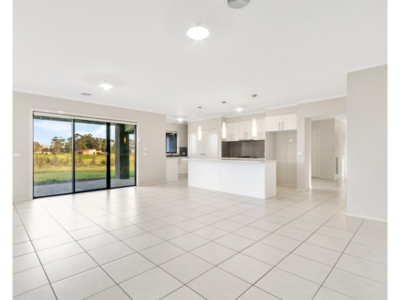 19 Cashmere Close, Wurruk VIC 3850