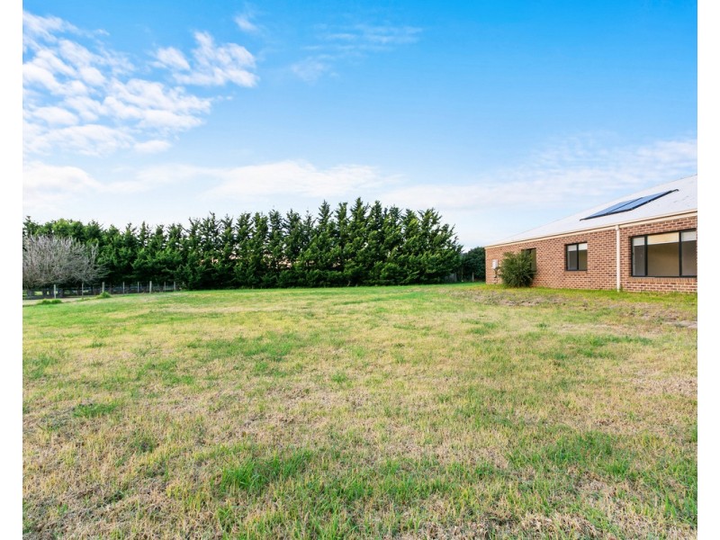 19 Cashmere Close, Wurruk VIC 3850