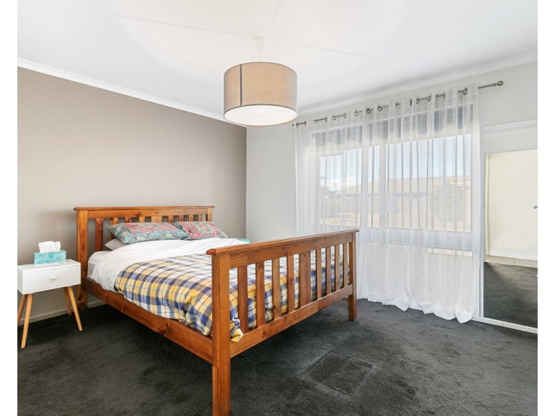 2/204 York Street, Sale VIC 3850