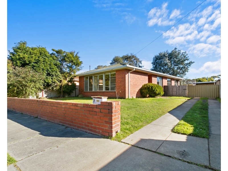 7 Christie Court, Sale VIC 3850