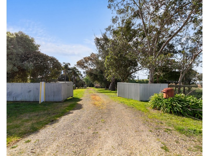 63 Fisks Lane, Pearsondale VIC 3851