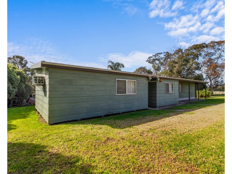 63 Fisks Lane, Pearsondale VIC 3851