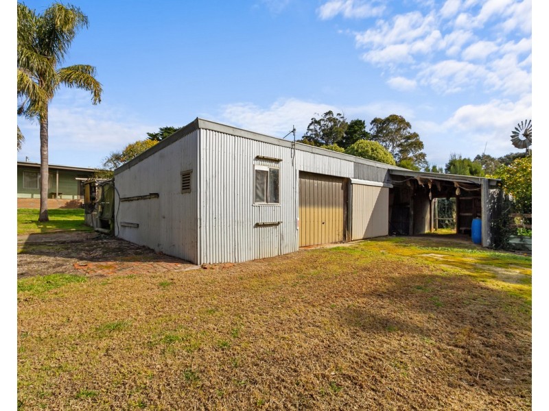 63 Fisks Lane, Pearsondale VIC 3851