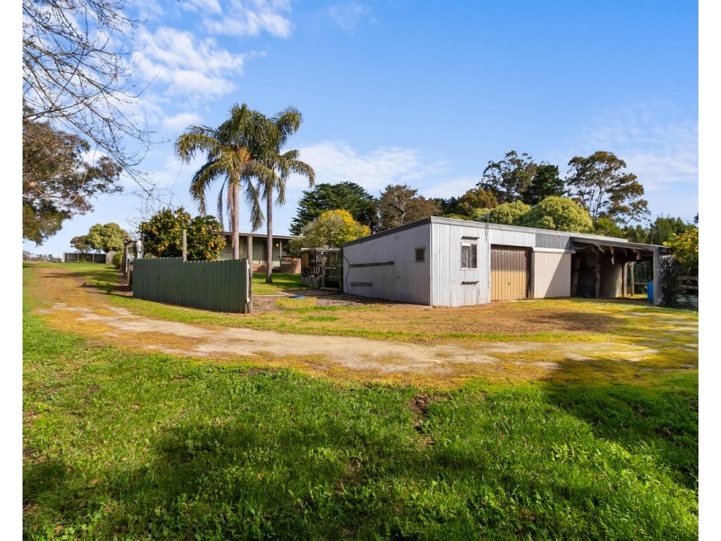 63 Fisks Lane, Pearsondale VIC 3851