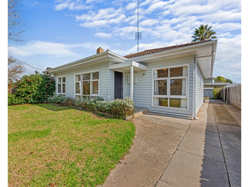 221 Guthridge Parade, Sale VIC 3850