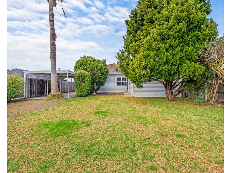 221 Guthridge Parade, Sale VIC 3850