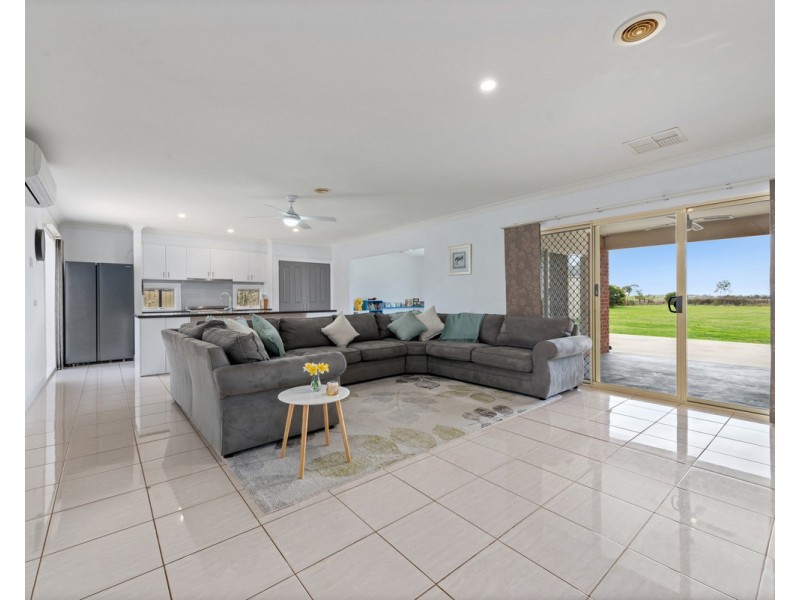 1 Sarah Court, Wurruk VIC 3850