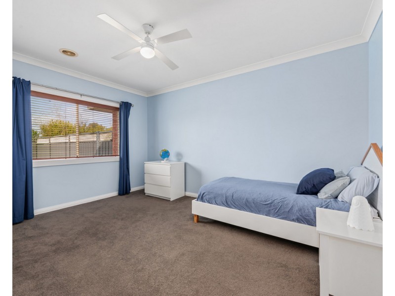 1 Sarah Court, Wurruk VIC 3850