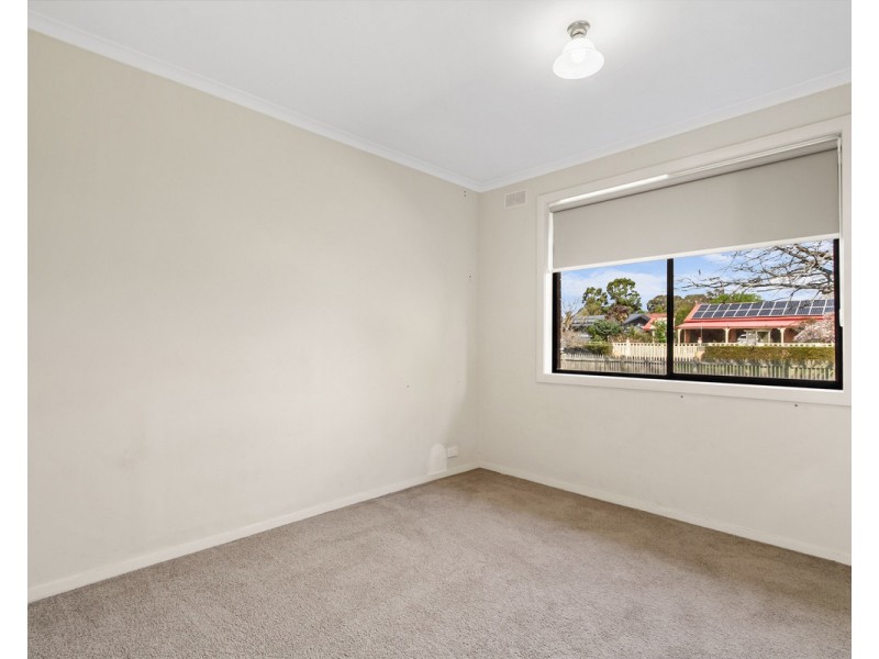5 Tambar Court, Sale VIC 3850