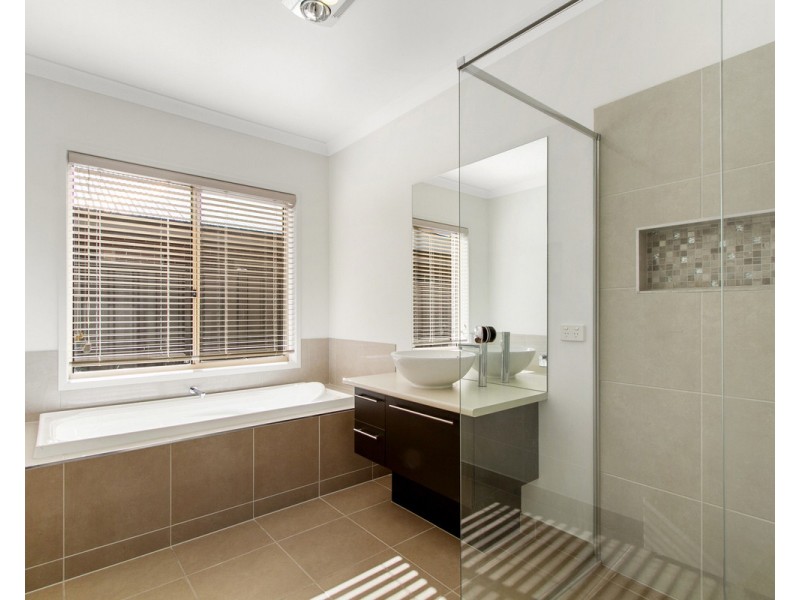 14 Killeen Street, Stratford VIC 3862