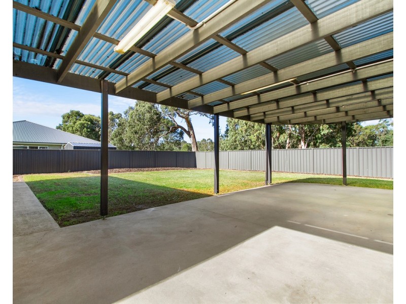 14 Killeen Street, Stratford VIC 3862