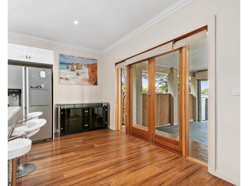 17 Reeve Street, Sale VIC 3850