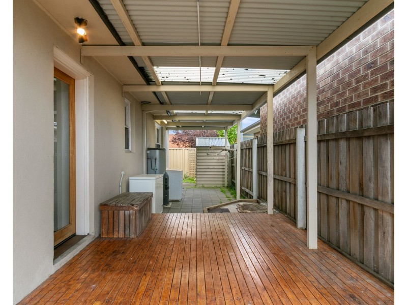 17 Reeve Street, Sale VIC 3850