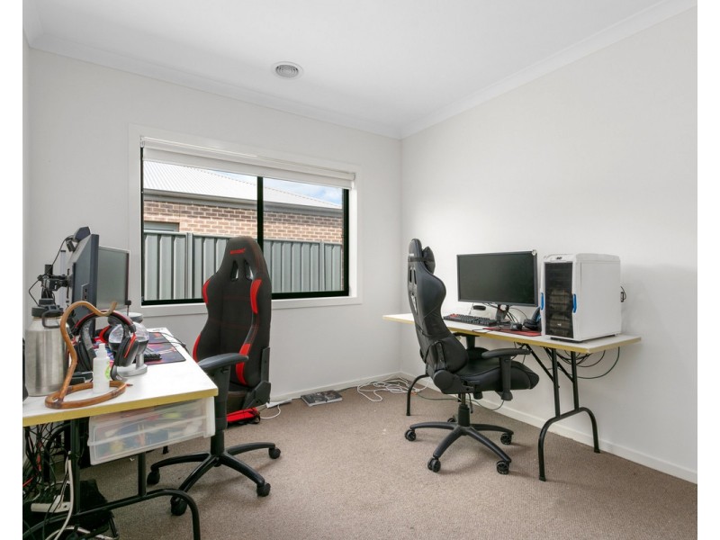10 Peck Place, Sale VIC 3850