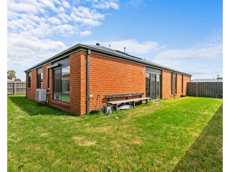 10 Peck Place, Sale VIC 3850