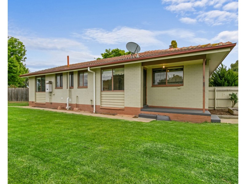 5 Lions Court, Sale VIC 3850