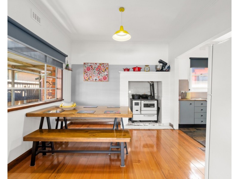 15 Jones Street, Stratford VIC 3862