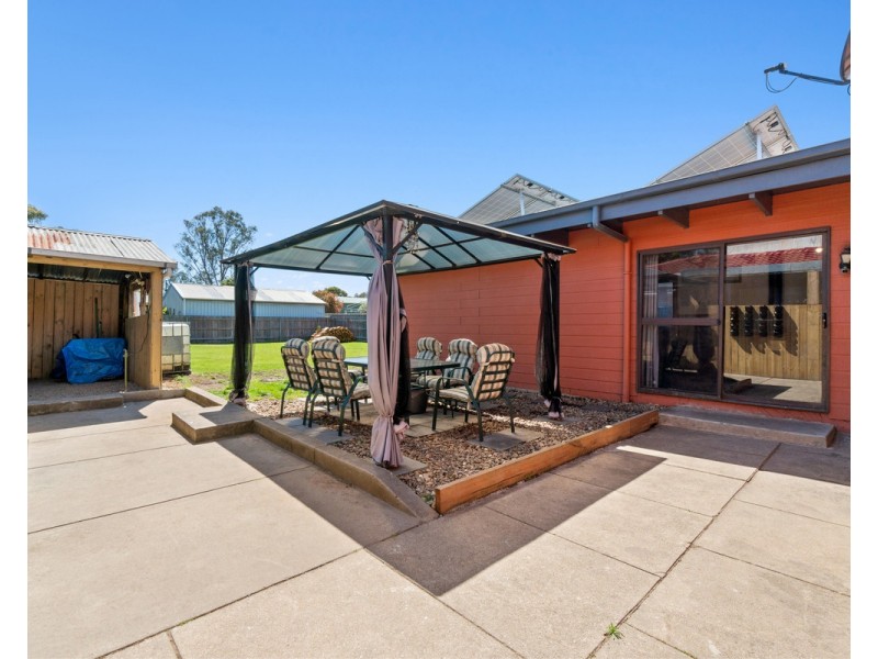 15 Jones Street, Stratford VIC 3862