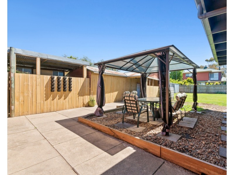 15 Jones Street, Stratford VIC 3862