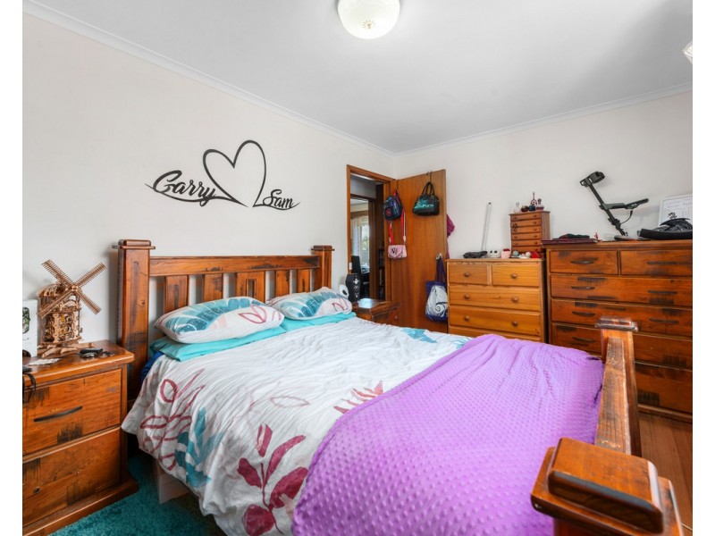 22 Jackson Avenue, Sale VIC 3850