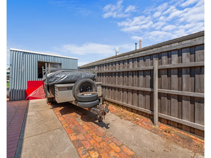 22 Jackson Avenue, Sale VIC 3850
