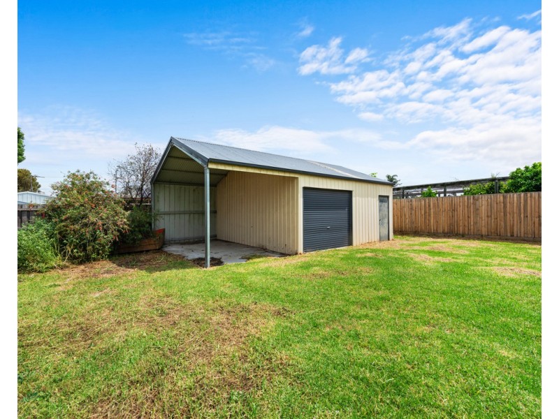 44 Wyndham Street, Stratford VIC 3862